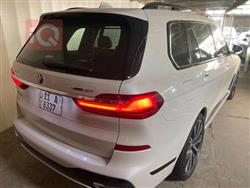 بی ئێم دەبڵیو X7